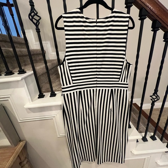 Ann Taylor Black and White Sheath Midi Dress - Picture 10 of 10